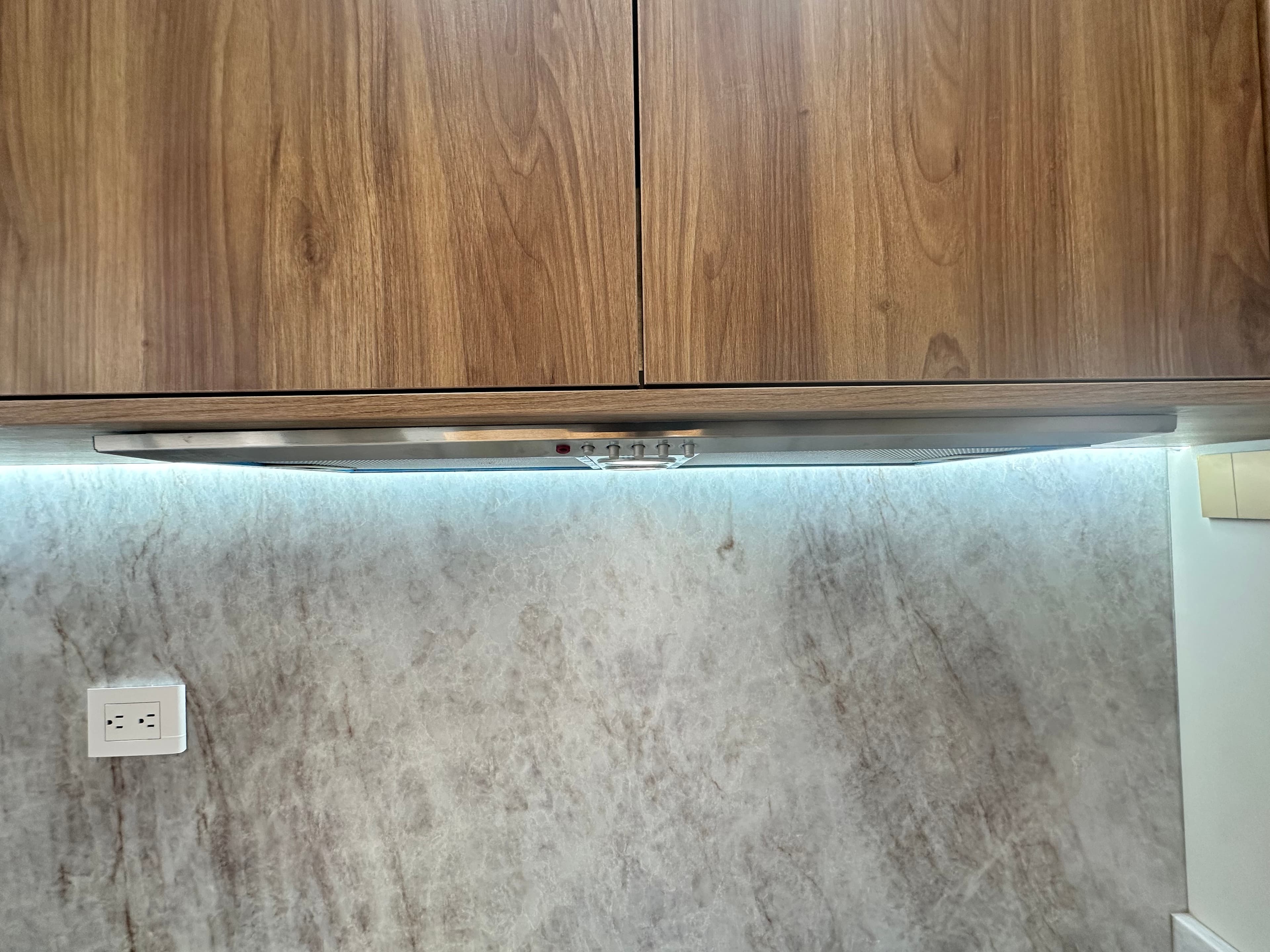 Cocina Integral con Península y Vinera en Portalegre, Culiacán — Detalle 4 | Casa Aurea Culiacán